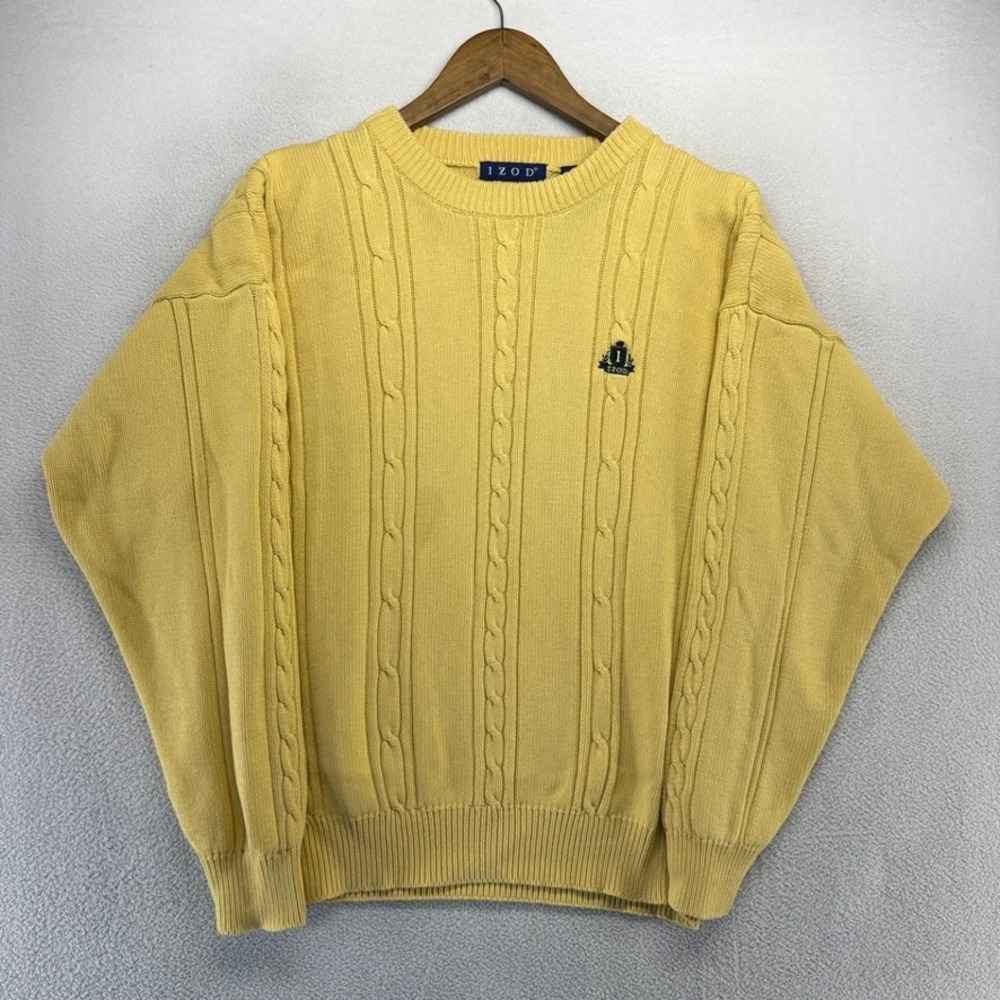 Vintage IZOD Sweater Mens Medium Yellow Cable Knit Pullover Preppy Golf Crest